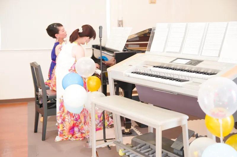 2人の音楽講師が贈るピアノ・エレクトーンコンサート「音彩ミュージアム」 03